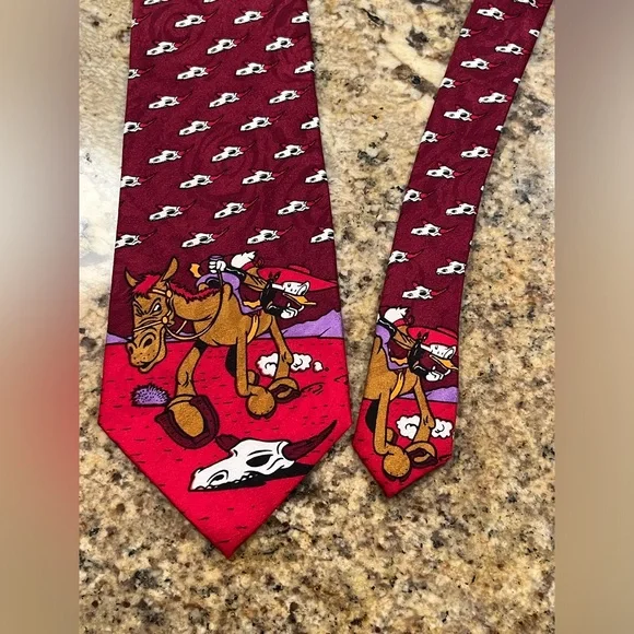Disney Mickey Unlimited Men’s Vintage 90’s Western Donald Duck Death Valley Tie - Picture 3 of 7